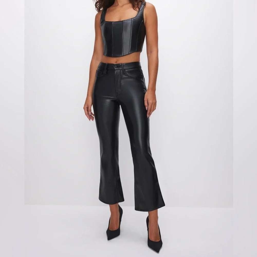 Good American Good Legs Cropped Mini Boot Flare Faux Leather Pants Size 6 28